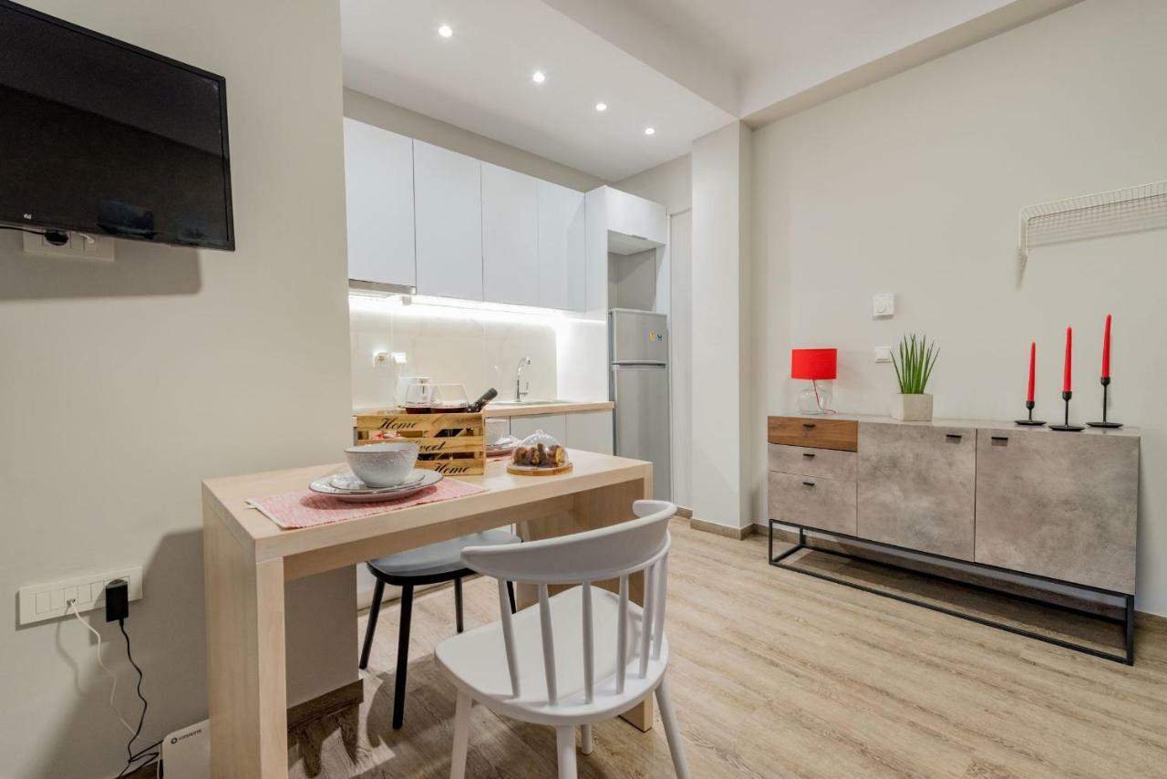 Stylish & Bright Apartment In The City Centre 자킨토스 타운 외부 사진